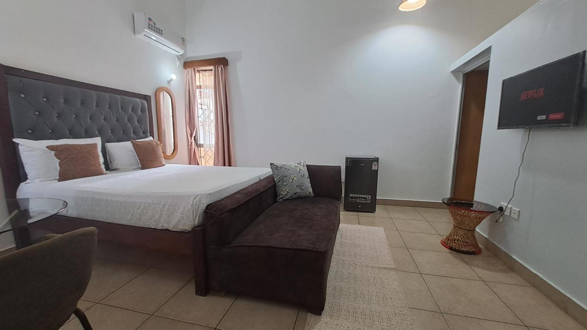 Ary Homestay Nyali- Behind City Mall Nyali Beach Room photo